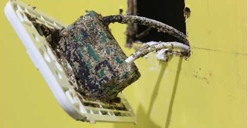 Gây hỏng hóc điện